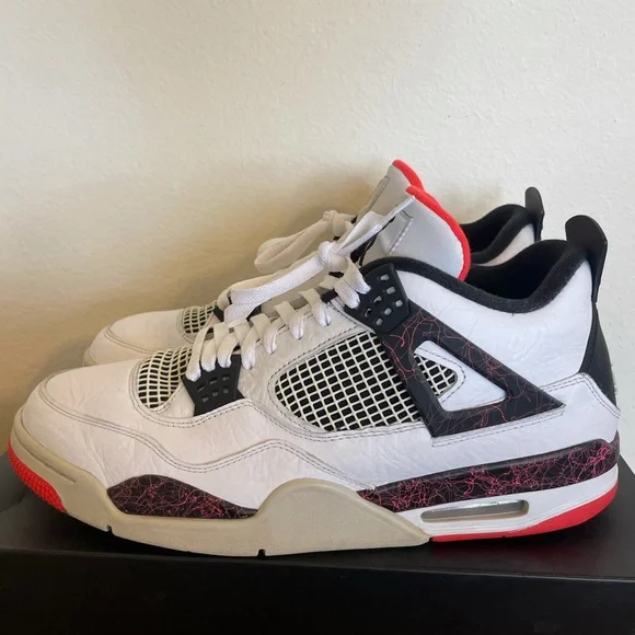 SOLD ❌ Jordan 4 Retro Pale Citron “Flight Nostalgia” size 13 308497-116 2019 - Picture 2 of 8